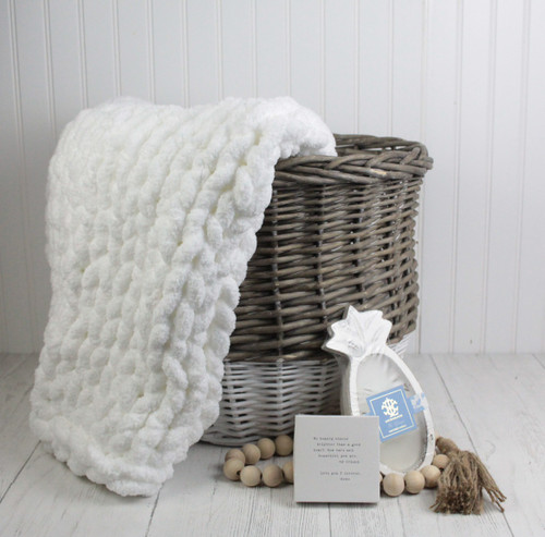 The Snuggle Up Basket